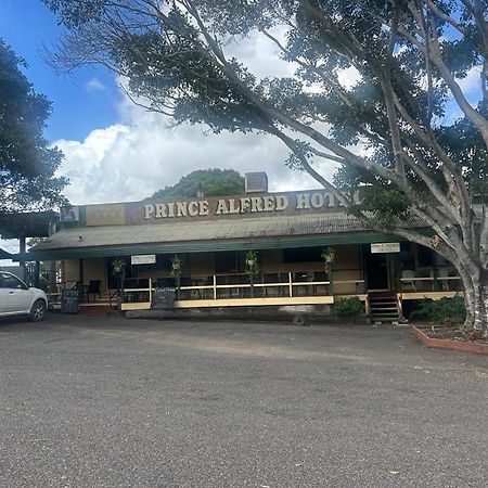 Gundy Pub & Caravan Park Gundiah Exterior foto